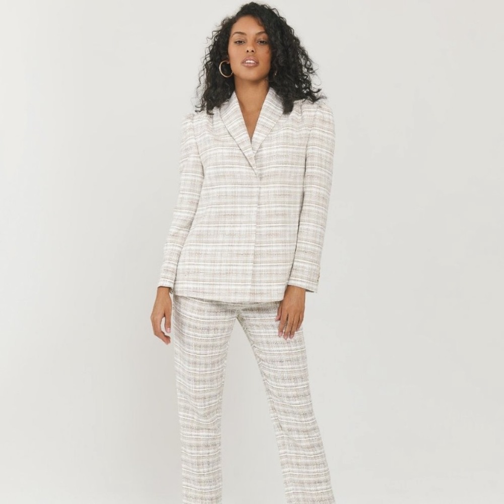 Something Navy Barbie Tweed Blazer
Beige Combo